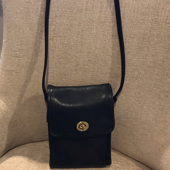 Coach Handbags - ‼️🥳✨🥳Vintage Coach Scooter Bag🥳✨🥳